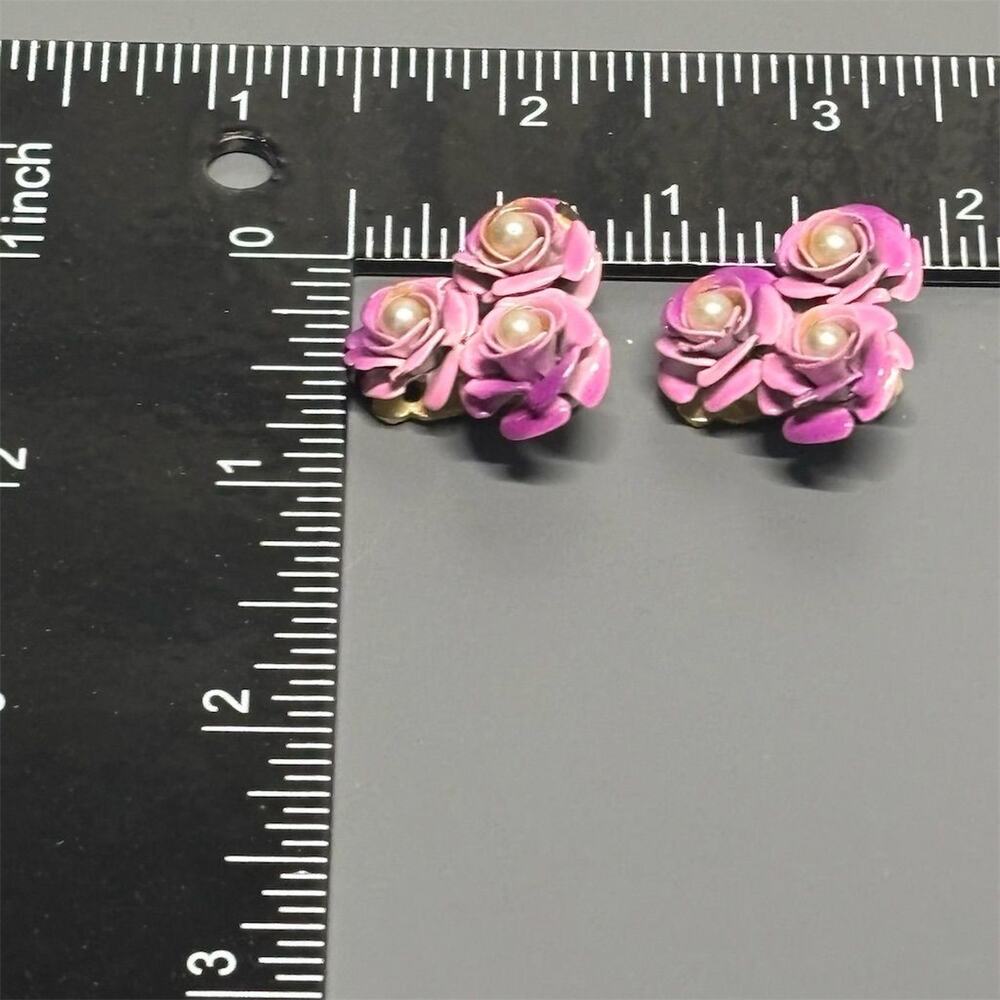 Coro Vintage Pink & Purple Rose Clip-On Earrings with Pearl Centers - Picture 8 of 10